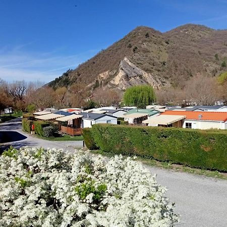 Camping Du Bourg Digne-les-Bains Esterno foto