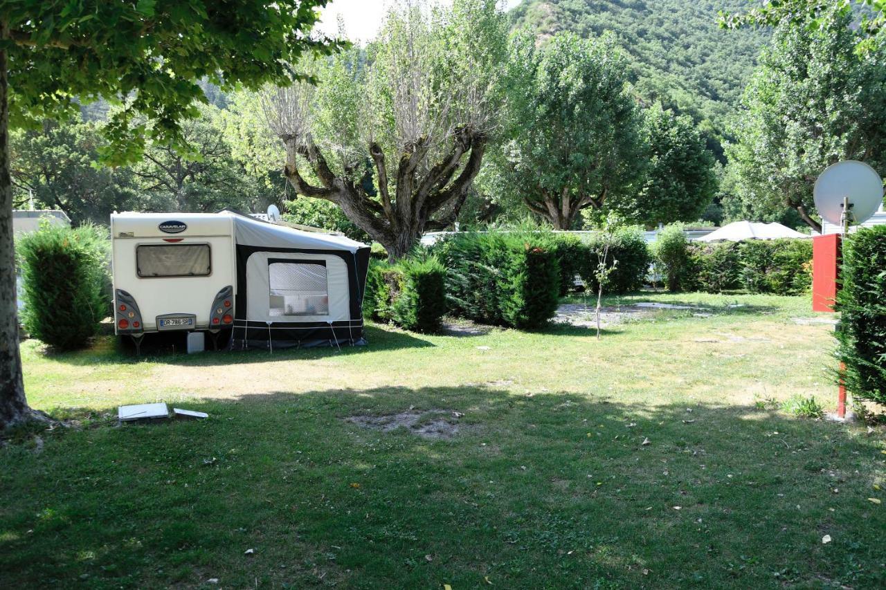 Camping Du Bourg Digne-les-Bains Esterno foto